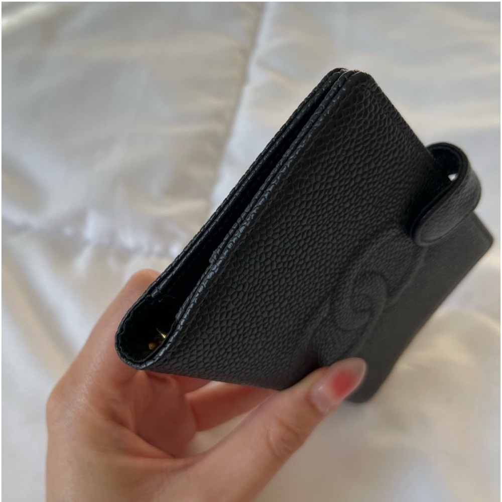 Super clean pristine mini Chanel organizer.